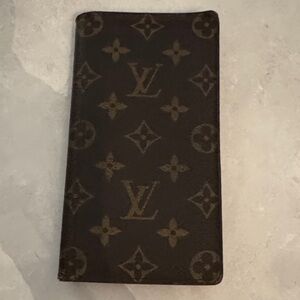 Louis Vuitton Brown Monogram Card Holder